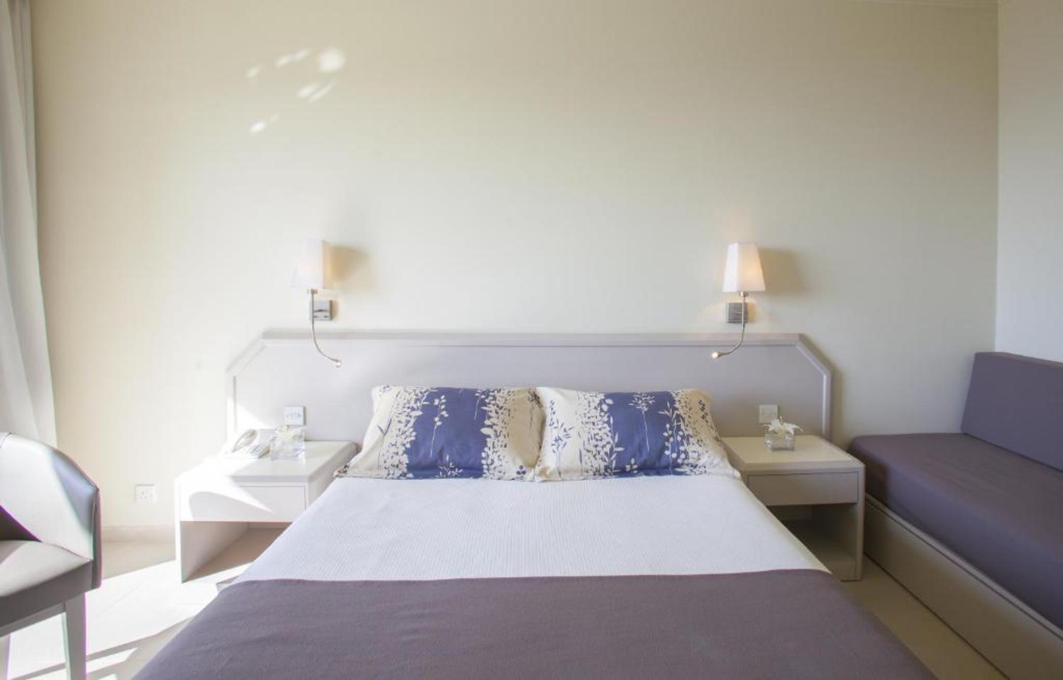 Louis Imperial Beach Пафос Екстер'єр фото